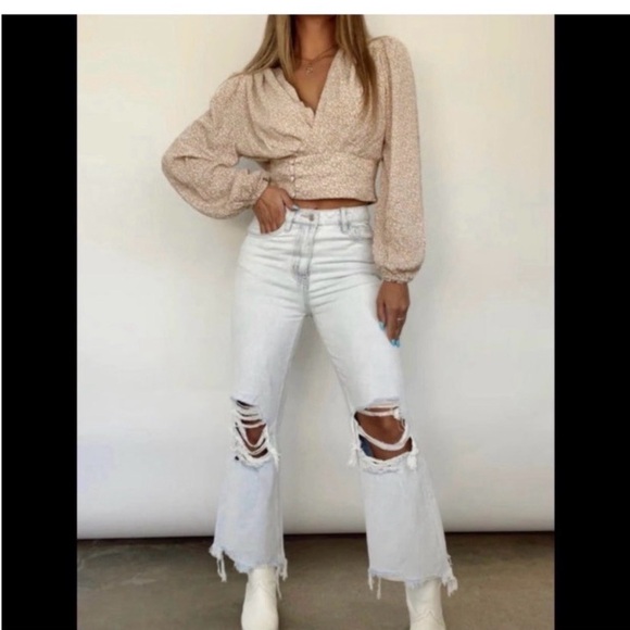 VERVET Ripped Crop Flare Jeans - Picture 8 of 12